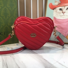 Gucci Satchel Bags